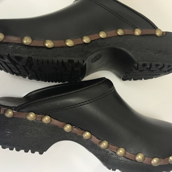 VOLLSJO Swedish Brass Studded Clogs with Suede Trim and Footbed NWOT - Picture 3 of 6